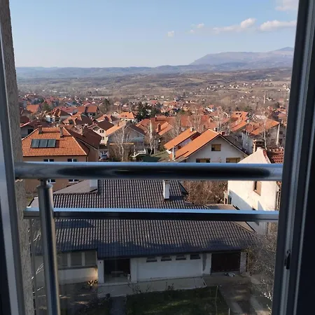 Maki I Jeka Apartment *